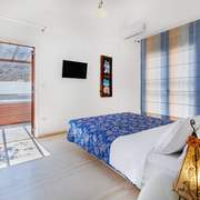 Senior Suite